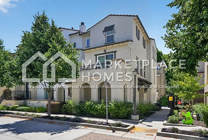 3 bed, 3.5 bath, 1600 sqft, $5,500 — Photo 2