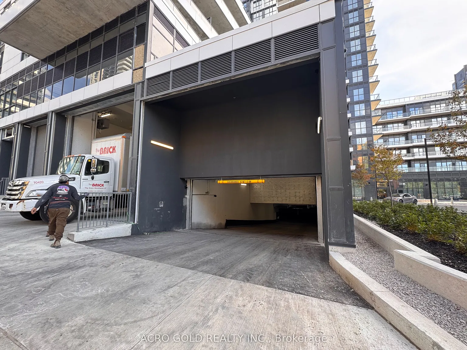 2 bed, $3,150 — Photo 3
