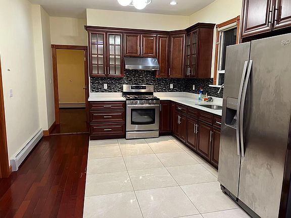 2nd image of 1237 119th St Floor 1