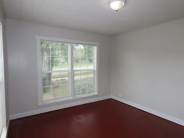 1306 S Glenwood Blvd — Photo 17