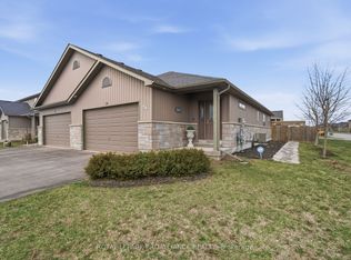 14 Cobblestone St, Belleville, ON K8P 0E4
