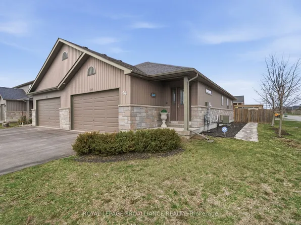 14 Cobblestone St, Belleville, ON K8P 0E4