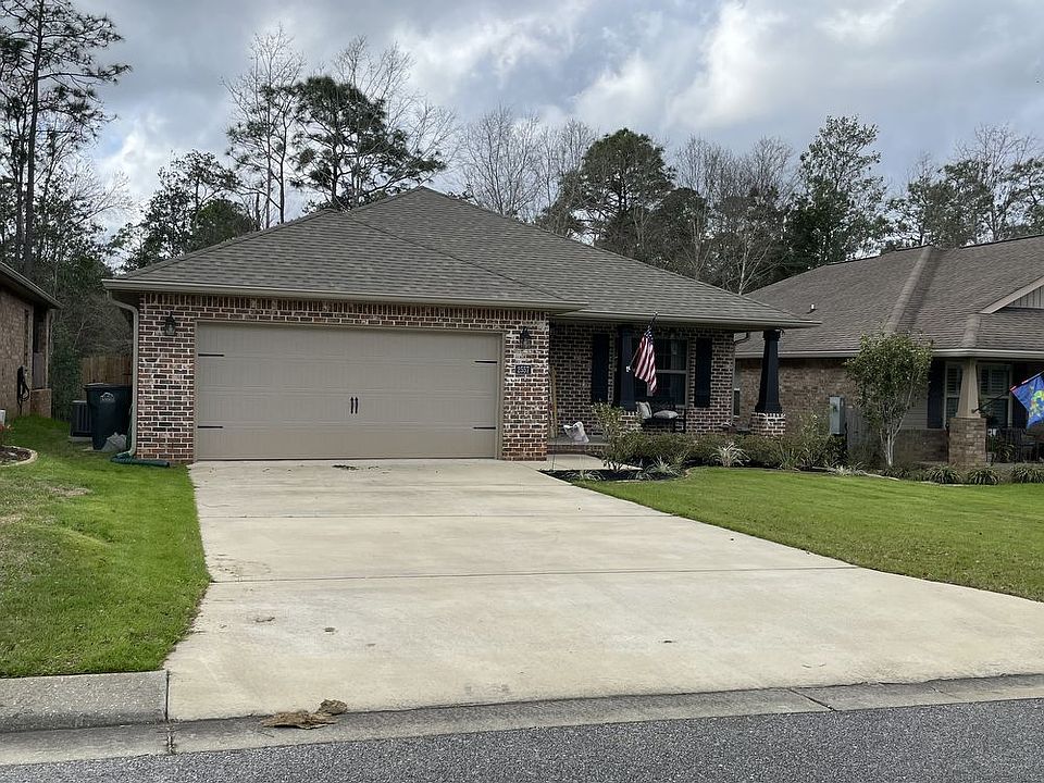 1st image of 2557 Redford Dr