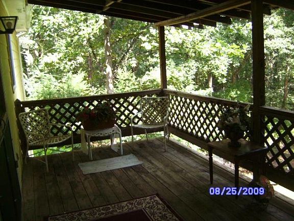 Raised porch