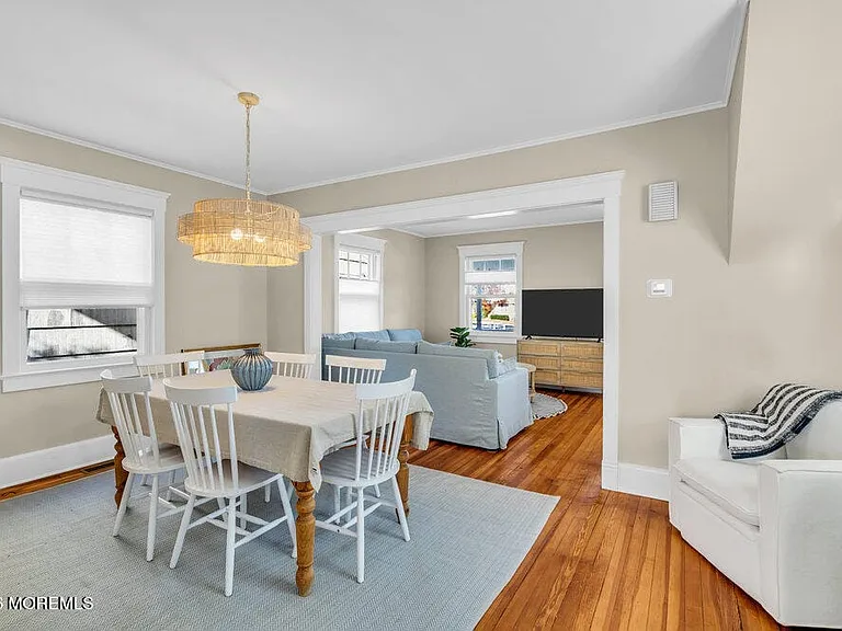 435 Norwood Ave — Photo 14