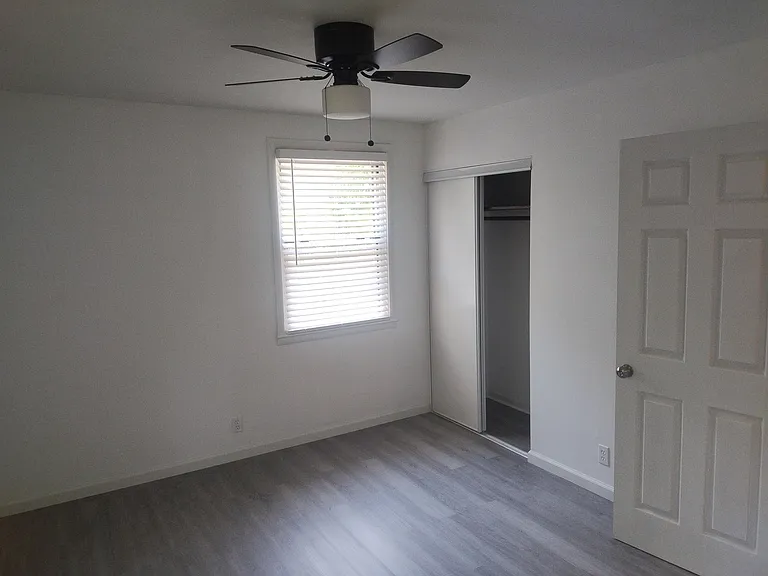 244 Sterling Rd — Photo 45