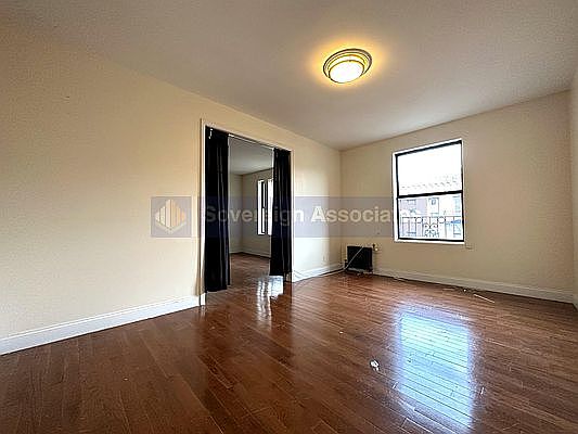 4th image of 2 Pinehurst Ave APT F4