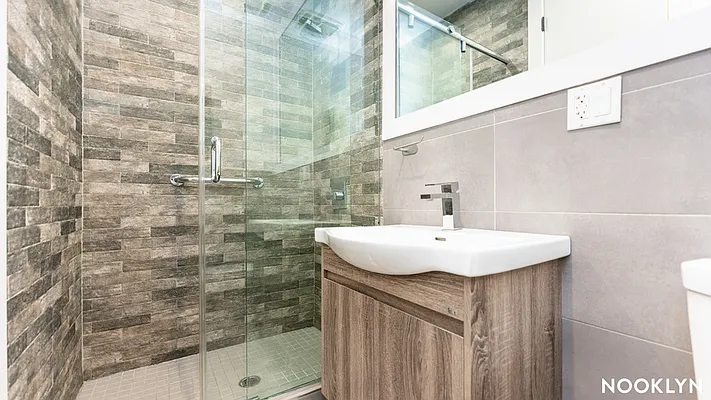 Rented by Nooklyn NYC LLC | media 19