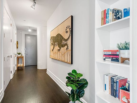 5th image of 70 Washington St APT 3D