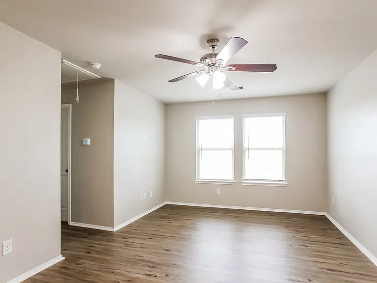 23426 Harrow Field Ln — Photo 9