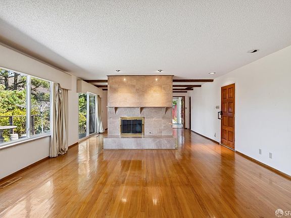 4th image of 555 Talbot Avenue