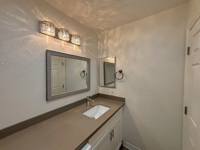 1825 Bayview Heights Dr #86 — Photo 10