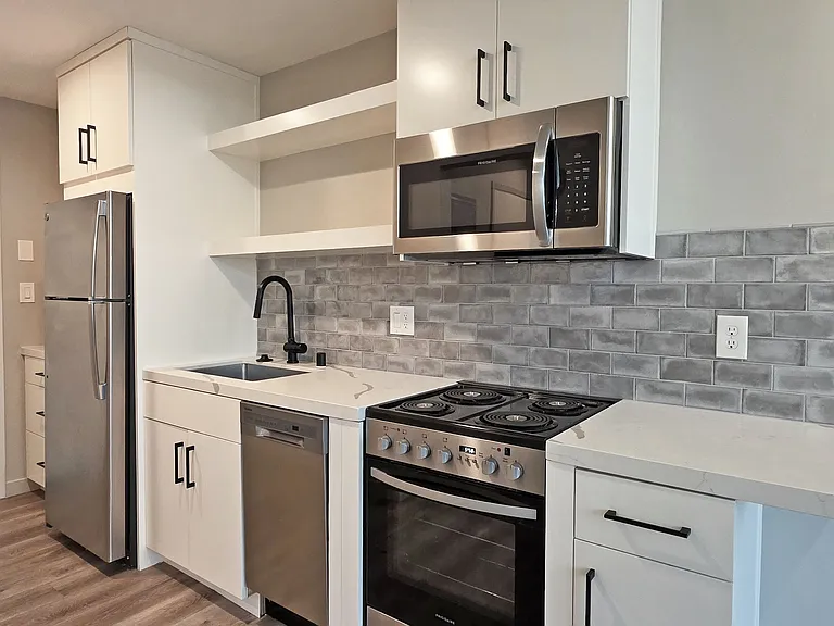 2716 N St #302 — Photo 2