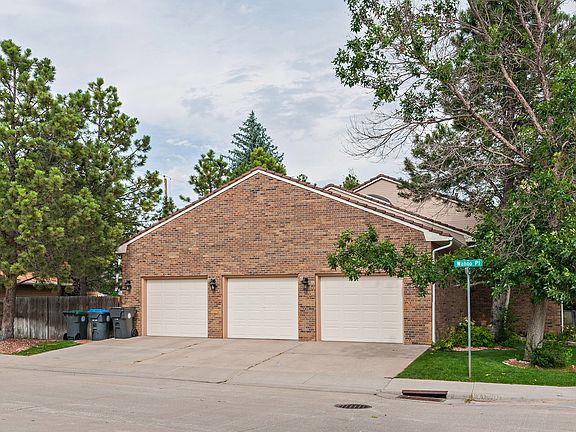 3 Car Attached Garage