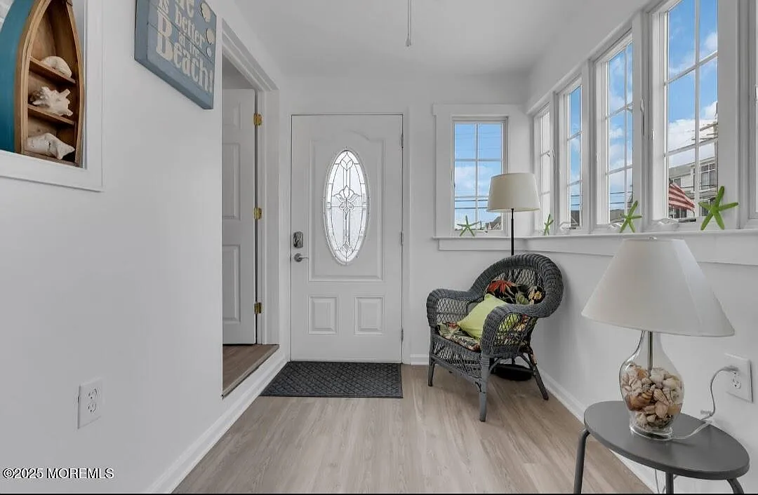 3 bed, 750 sqft, $2,600 — Photo 4