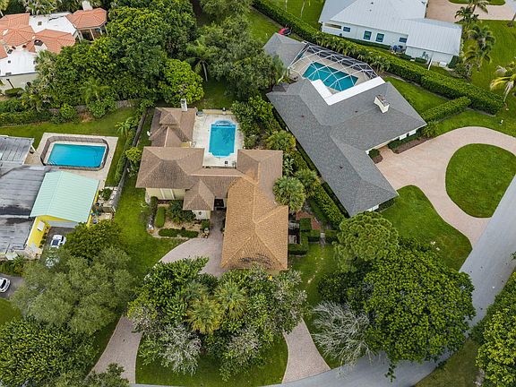 3rd image of 17257 SE Galway Court
