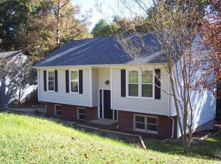 7816 Foxwood Dr, Raleigh, NC 27615