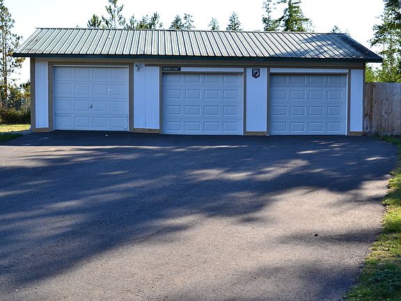 2nd image of 121 E Snowy Owl Dr