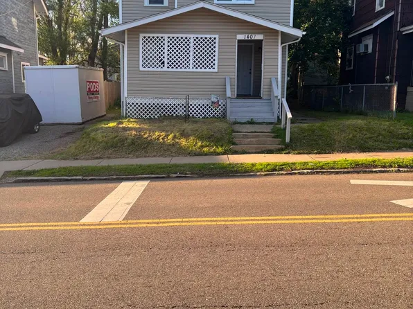 1407 7th St NW, Canton, OH 44703