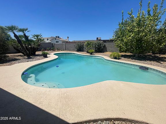 5th image of 3826 W MEADOW Drive