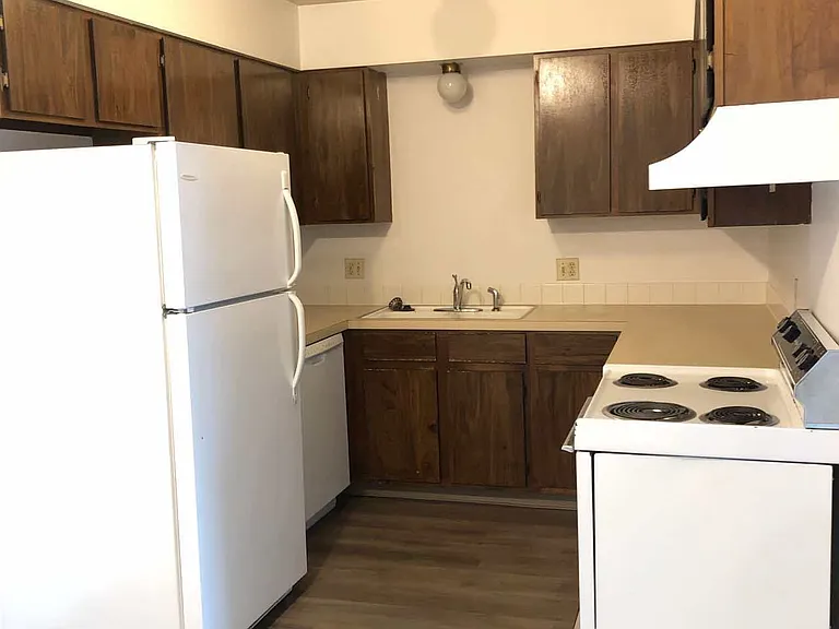 3106 Palm Ct — Photo 6