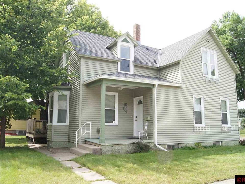 1st image of 925 N Minnesota St