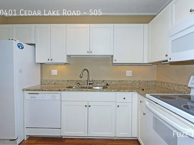 10401 Cedar Lake Rd #505 — Photo 5
