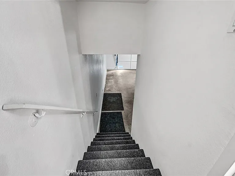 18415 Collins St #I — Photo 18