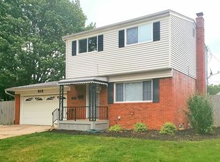 813 Arlington Ct, Elyria, OH