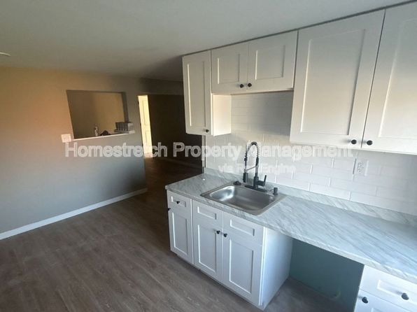 221 N Virginia Ave, Eureka, MO 63025
