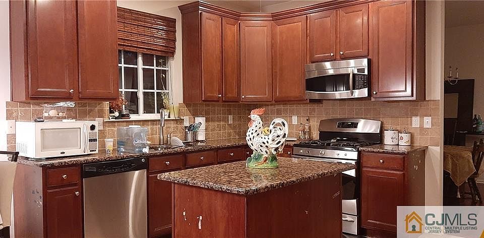 1st image of 77 Sayreville Blvd S