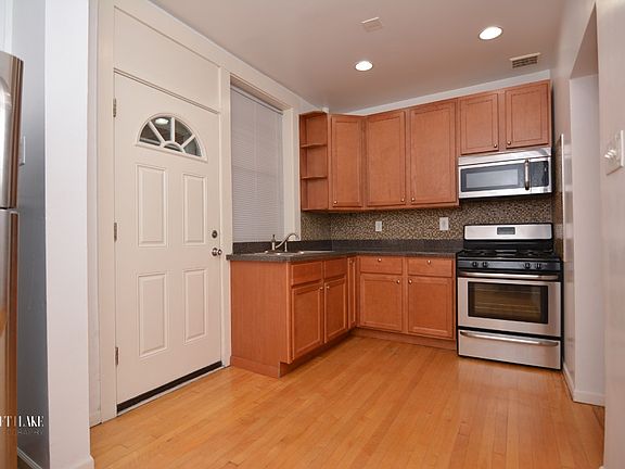 3rd image of 4901-4903 N Saint Louis Ave #4901-2