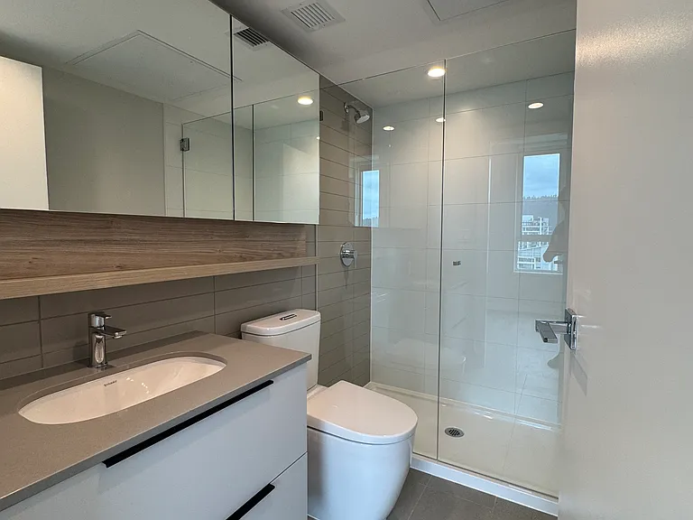 567 Emerson St #210 — Photo 9