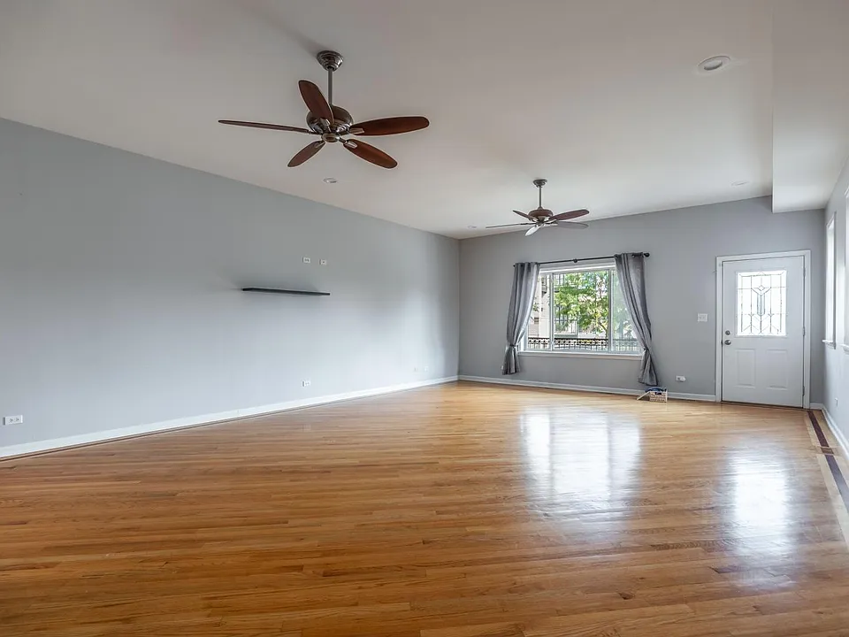 1327-29 W Walton St #2