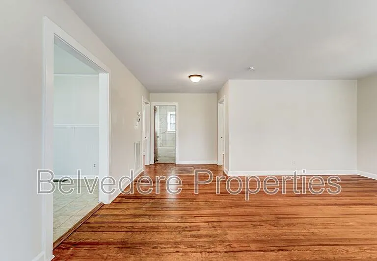 709 Langford Ave — Photo 7