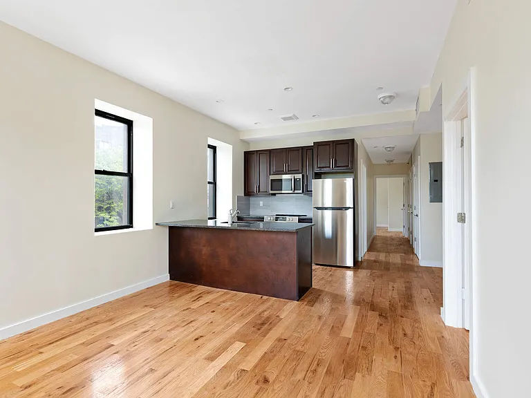 1107 Rogers Ave #2A — Photo 1