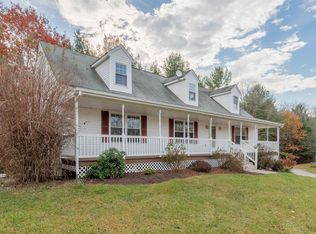 3338 Lake Ridge Dr, Pulaski, VA 24301