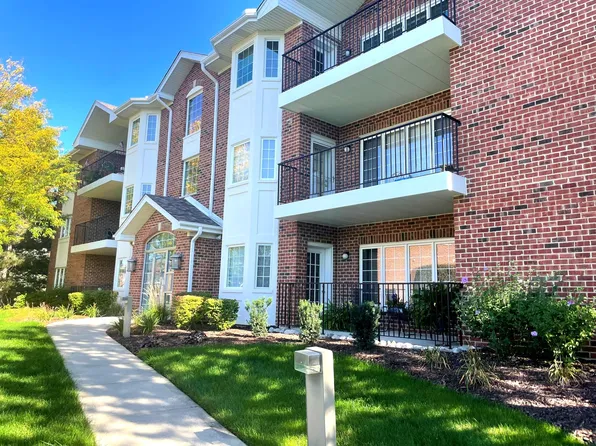 13129 Forest Ridge Dr APT 3C, Palos Heights, IL 60463