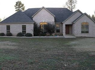 2707 Mountain View Rd, Benton, AR 72019