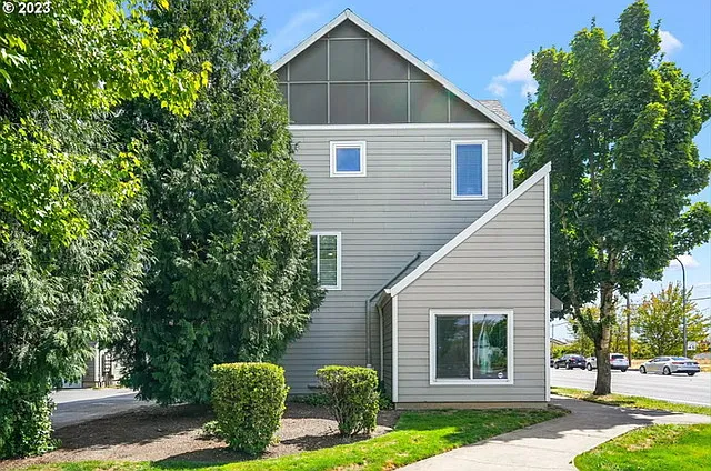 2 bed, 2.5 bath, 1287 sqft, $2,200 — Photo 4