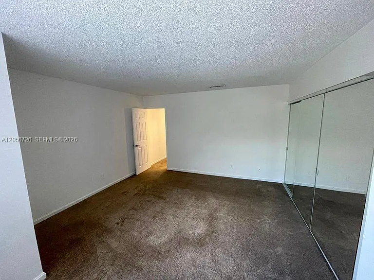5020 Elmhurst Rd #B — Photo 8