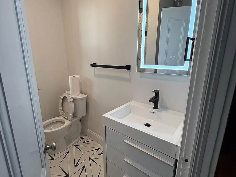 26 Granite St #2 — Photo 9