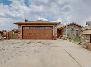 6800 Cayman Ct NW, Albuquerque, NM 87120