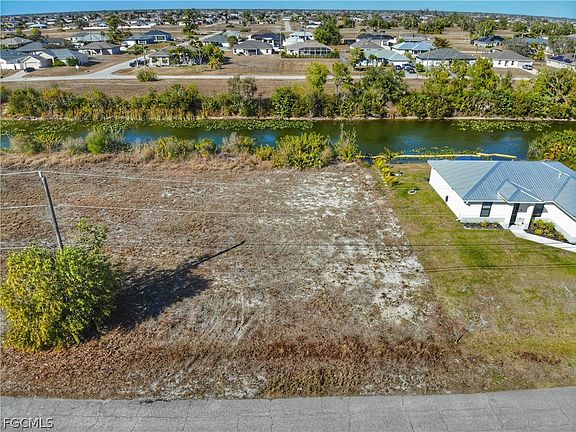 4th image of 429 NW 14th St