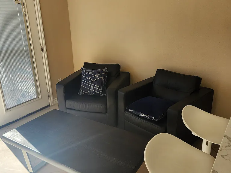 5862 Madra Ave #1 — Photo 14