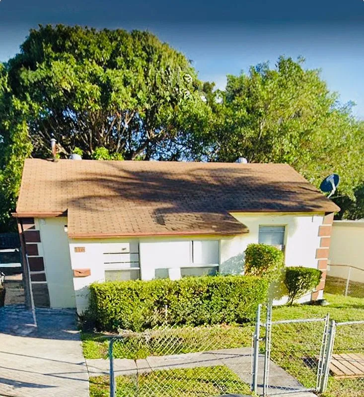 2 bed, 1.0 bath, 720 sqft, $2,100 — Photo 1