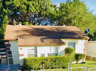 716 W 5th St, Riviera Beach, FL 33404