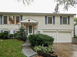 4474 Hoover St, Rolling Meadows, IL 60008