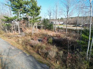 14 Main St, Lincoln, ME 04457