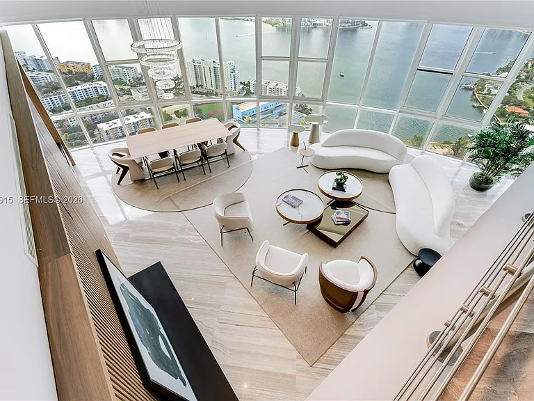 18201 E Collins Ave #TS1 — Photo 16